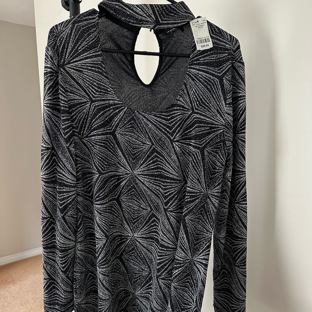 Metallic Knit Long Sleeve Top